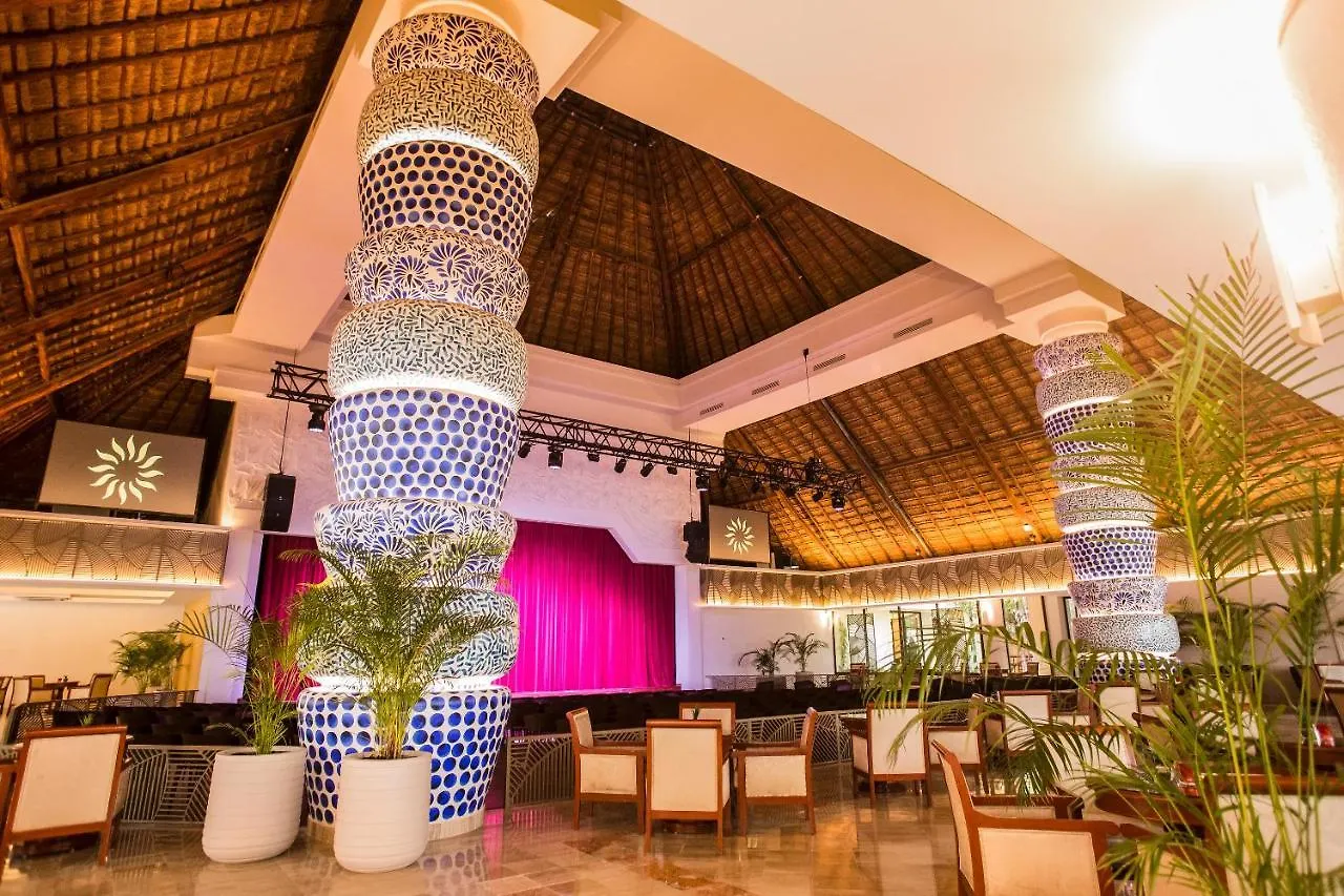 Resort Bahia Principe Luxury Akumal (Adults Only) Hotel
