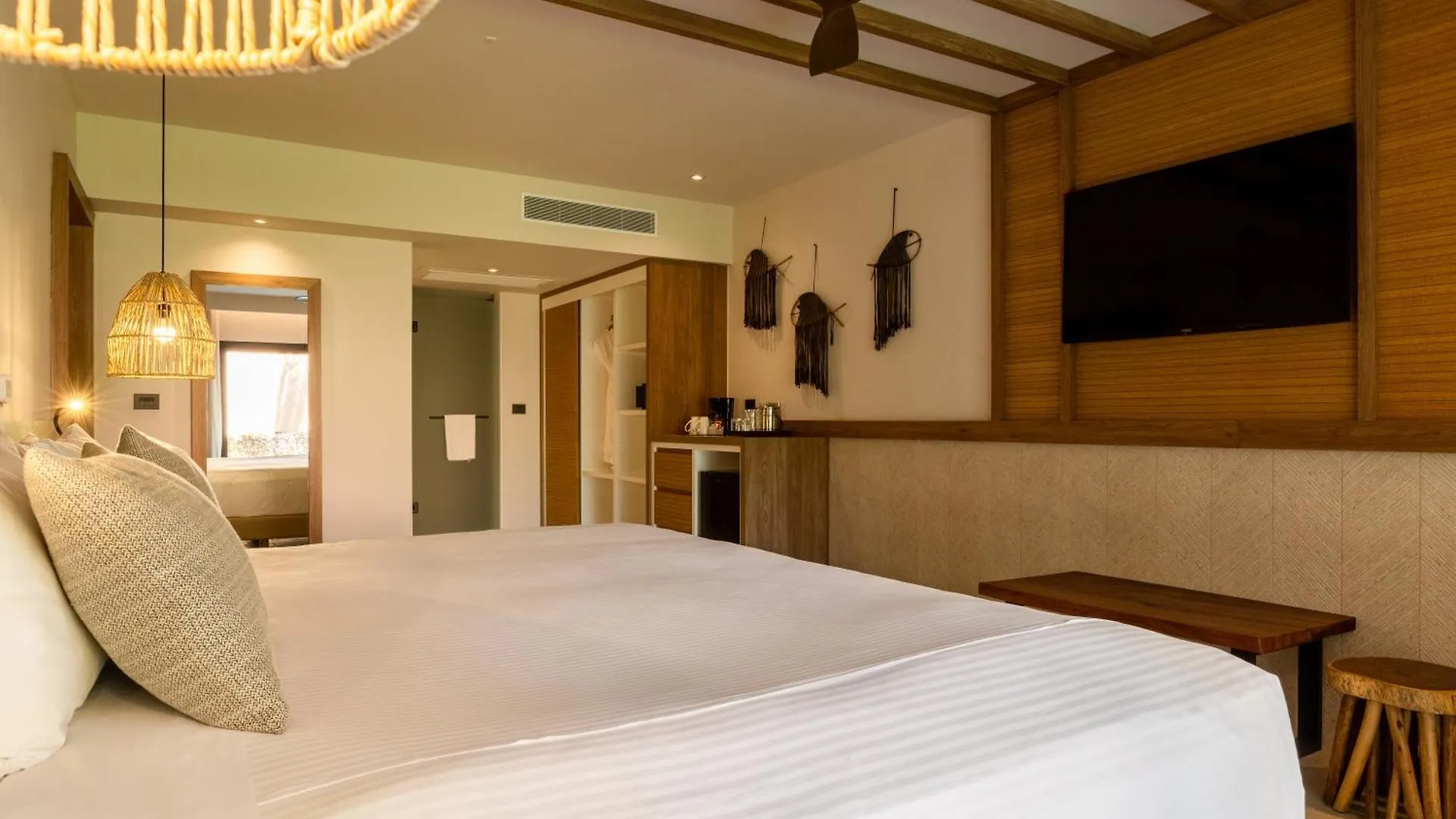 Resort Bahia Principe Luxury Akumal (Adults Only) Hotel
