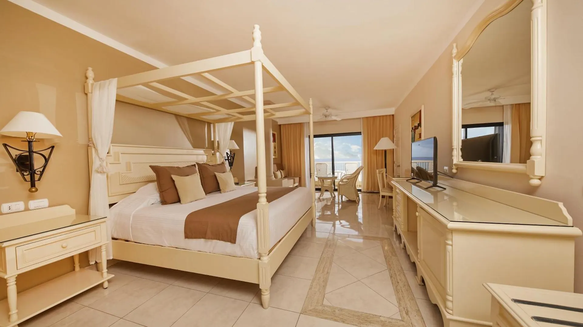 Resort Bahia Principe Luxury Akumal (Adults Only) Hotel