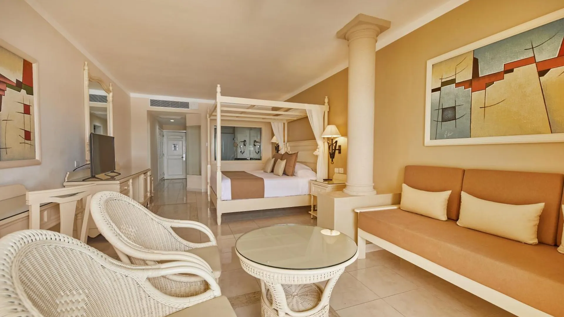 Resort Bahia Principe Luxury Akumal (Adults Only) Hotel